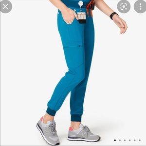 Figs woman’s zamora jogger scrub pants in alps blue